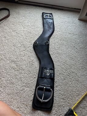 Total Saddle Fit Shoulder Relief Cinch 33”